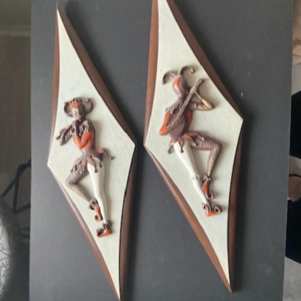 COPY - Pair of vintage Harlequin plaqes by Burwoods Products USA